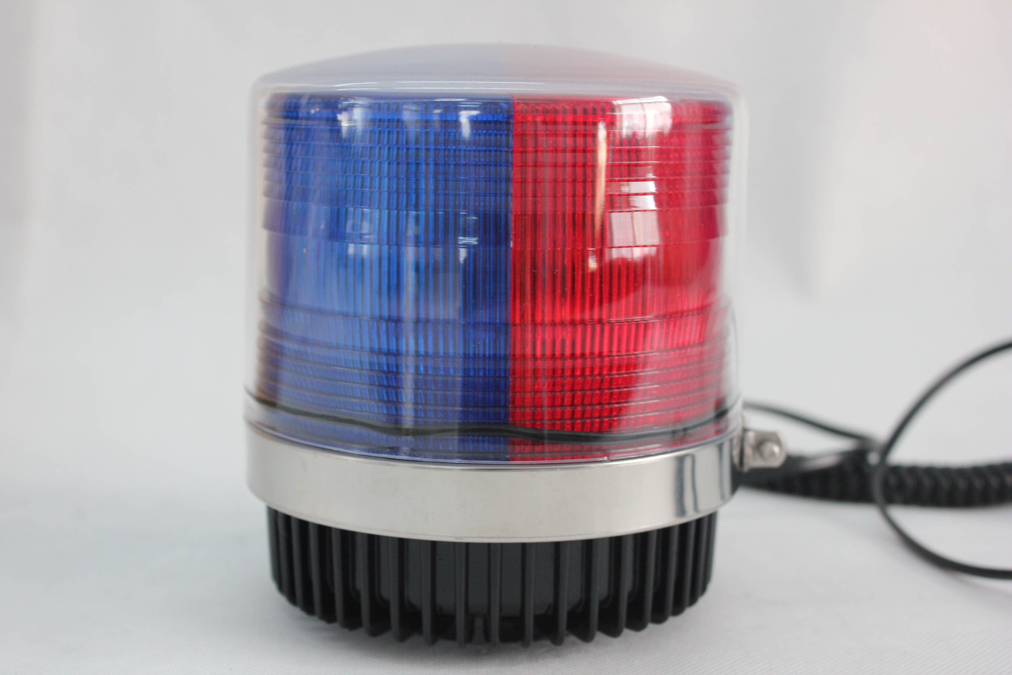 各种专用车的警灯警报器有什么不一样？